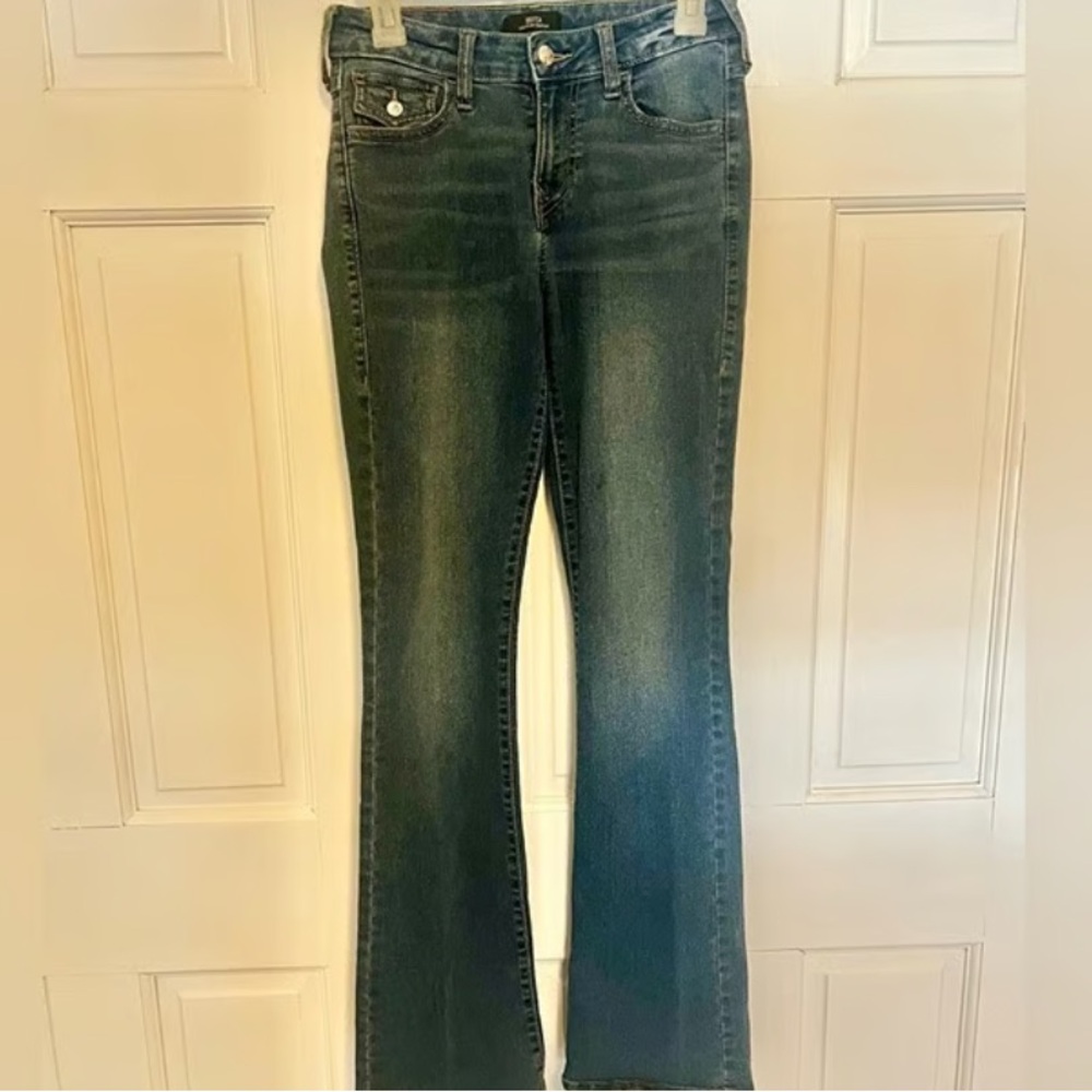 True Religion Becca Mid-Rise Bootcut Flap Pocket Rhinestone Medium Wash 25 – Y2K